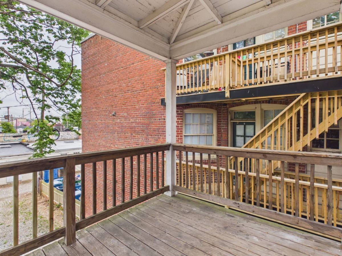Apartment for rent at 19 S Arthur Ashe Blvd #3, Richmond, VA 23220