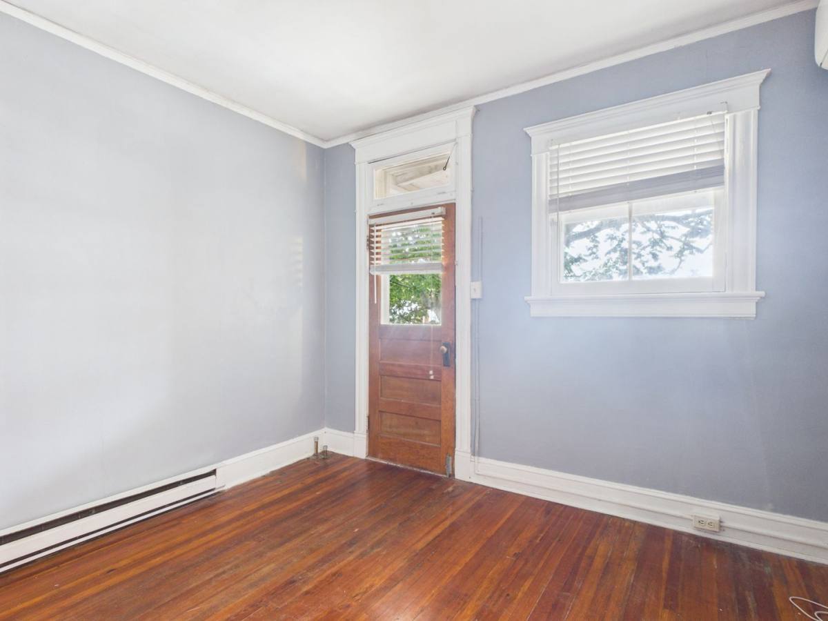 Apartment for rent at 19 S Arthur Ashe Blvd #3, Richmond, VA 23220