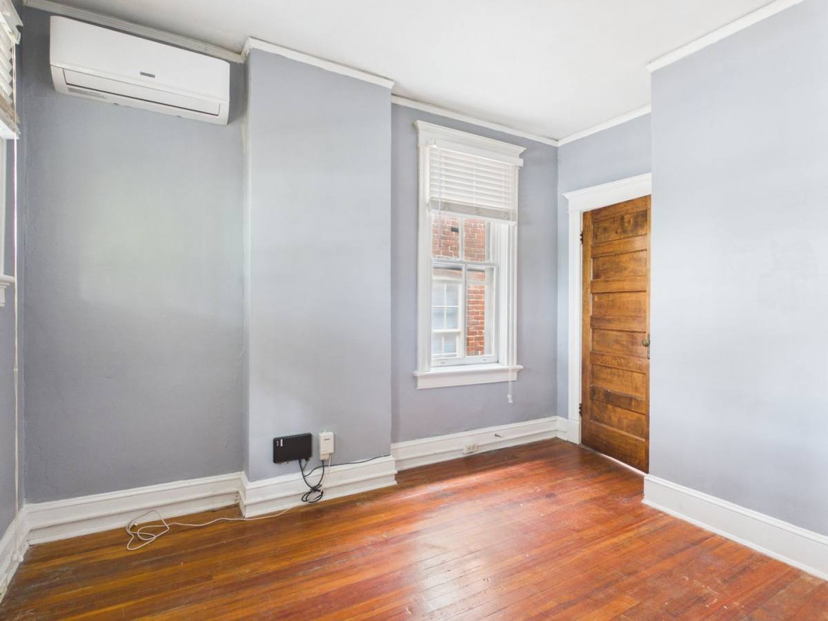 Apartment for rent at 19 S Arthur Ashe Blvd #3, Richmond, VA 23220