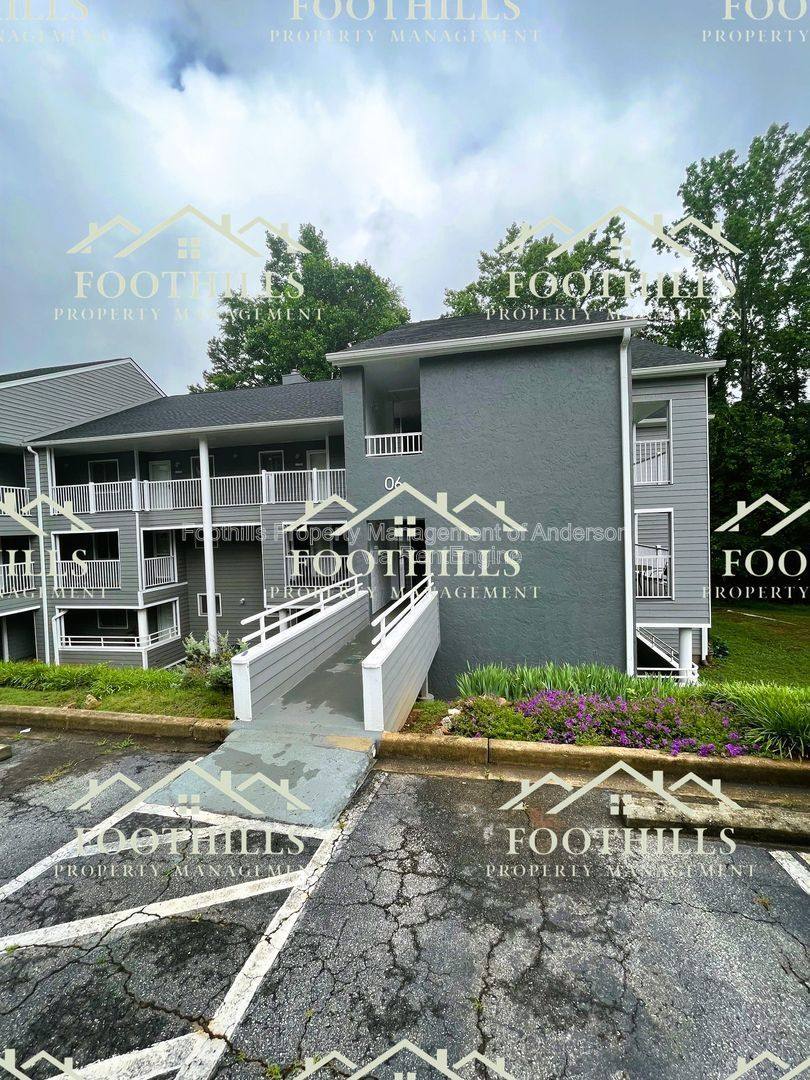 Condo for rent at 612 Northlake Dr, Anderson, SC 29625