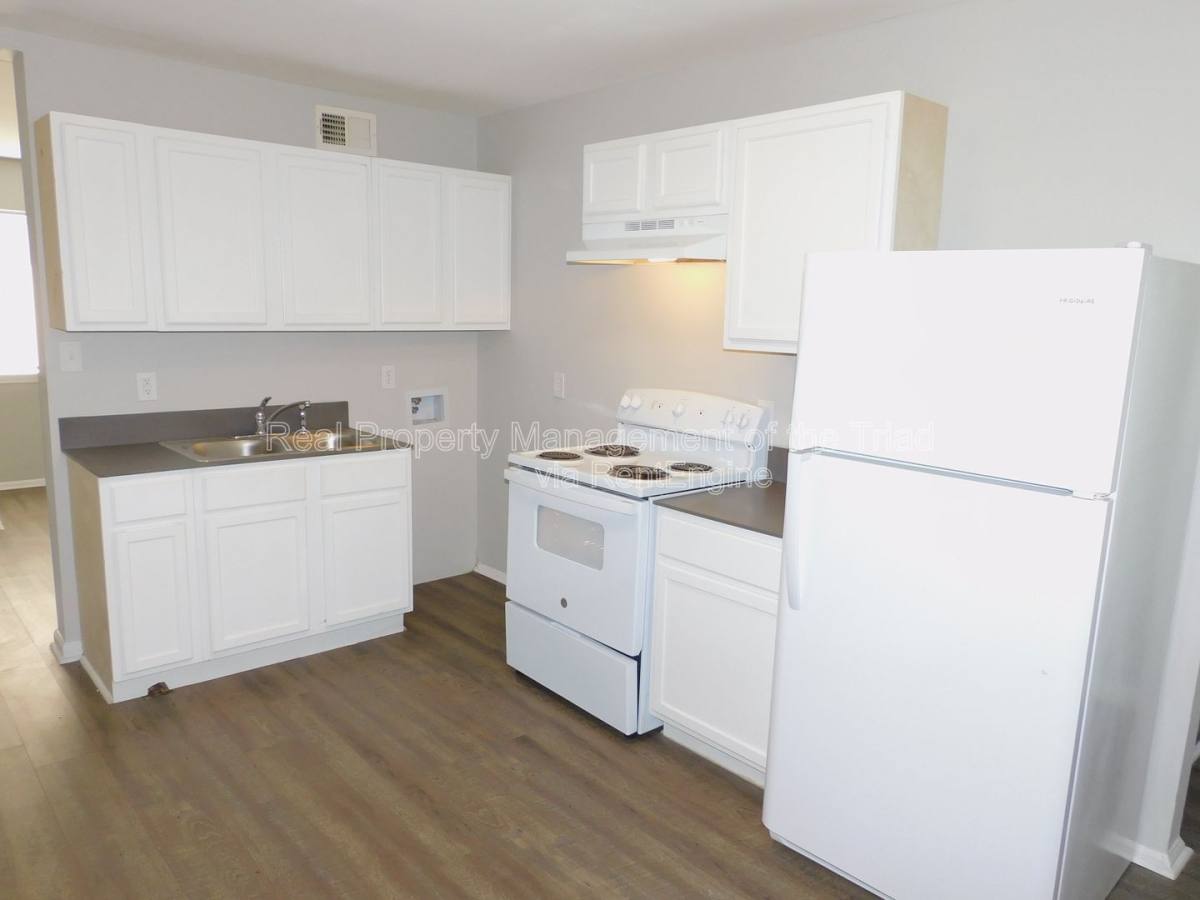 Apartment for rent at 4216 Parker St #C, Greensboro, NC 27405