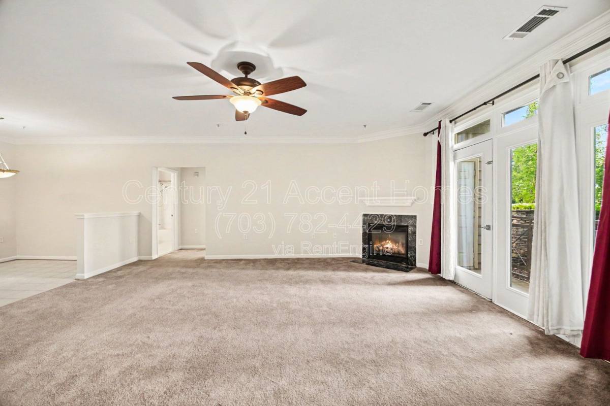 Apartment for rent at 1641 Ladue Court #102, Woodbridge, VA 22191
