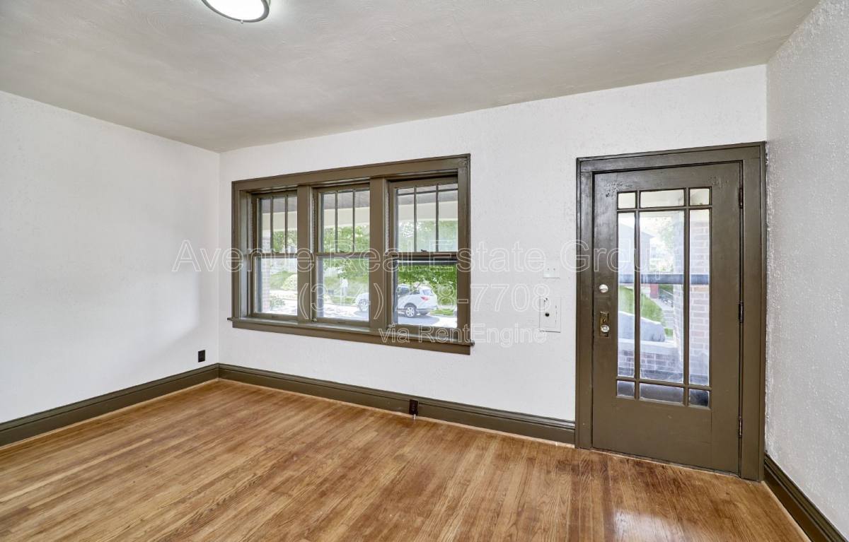 Apartment for rent at 5021 Ray Ave #1F, Saint Louis, MO 63116