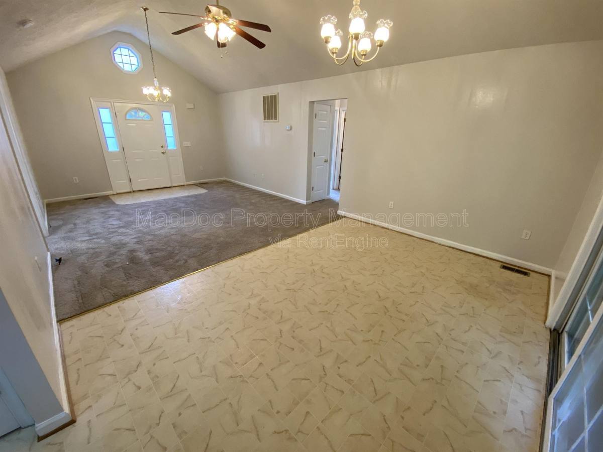 House for rent at 211 Cedar Ridge Dr, Ruther Glen, VA 22546