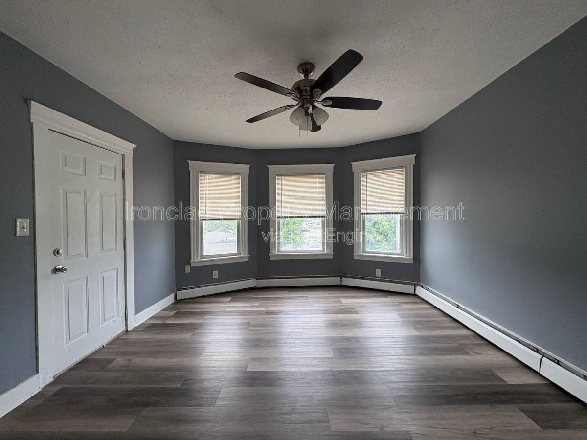 Apartment for rent at 680 W Main St #2, New Britain, CT 06053