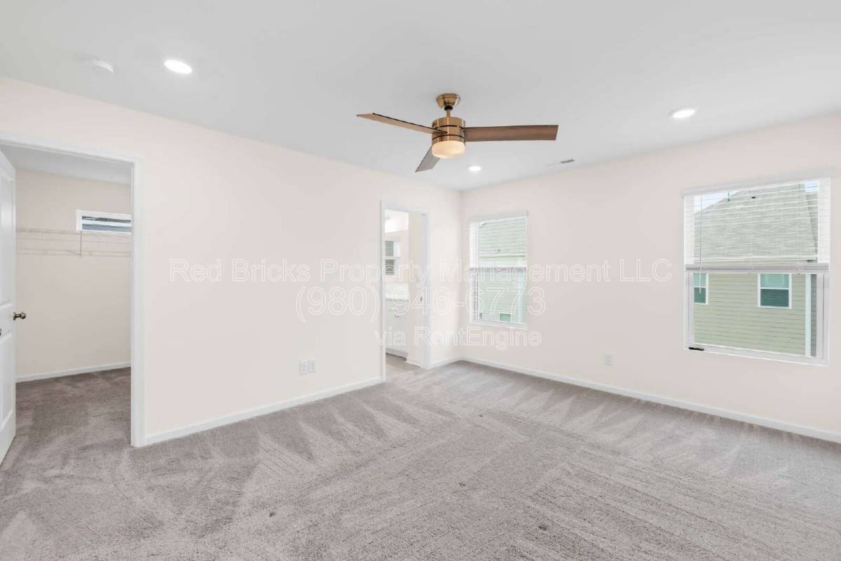Townhouse for rent at 7145 Bentz St, Charlotte, NC 28269