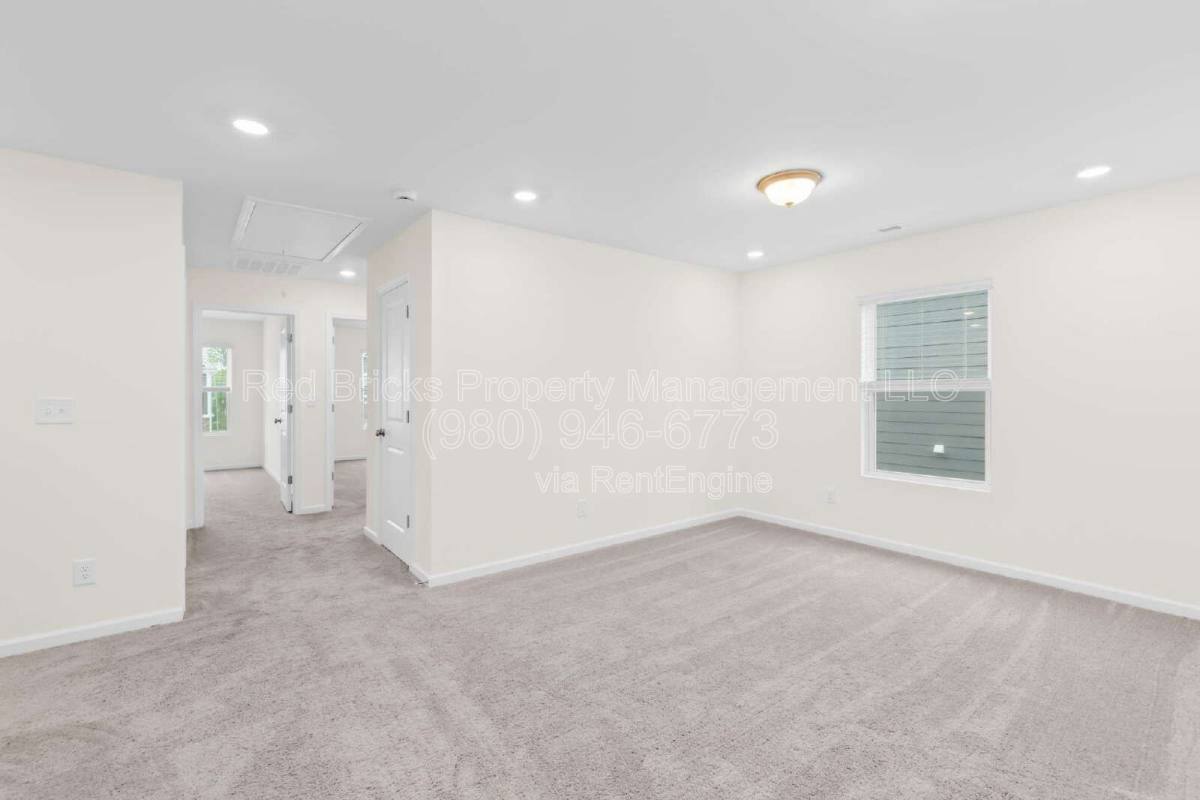 Townhouse for rent at 7145 Bentz St, Charlotte, NC 28269