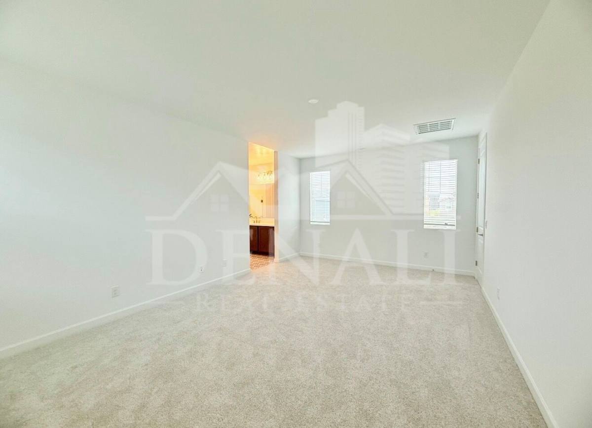 House for rent at 26021 N 23rd Ave, Phoenix, AZ 85085