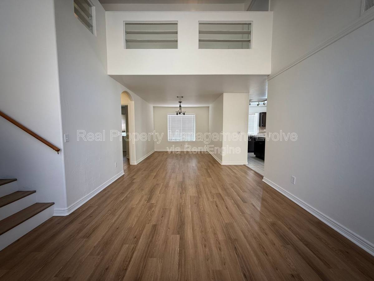 House for rent at 16838 S 20th Place, Phoenix, AZ 85048
