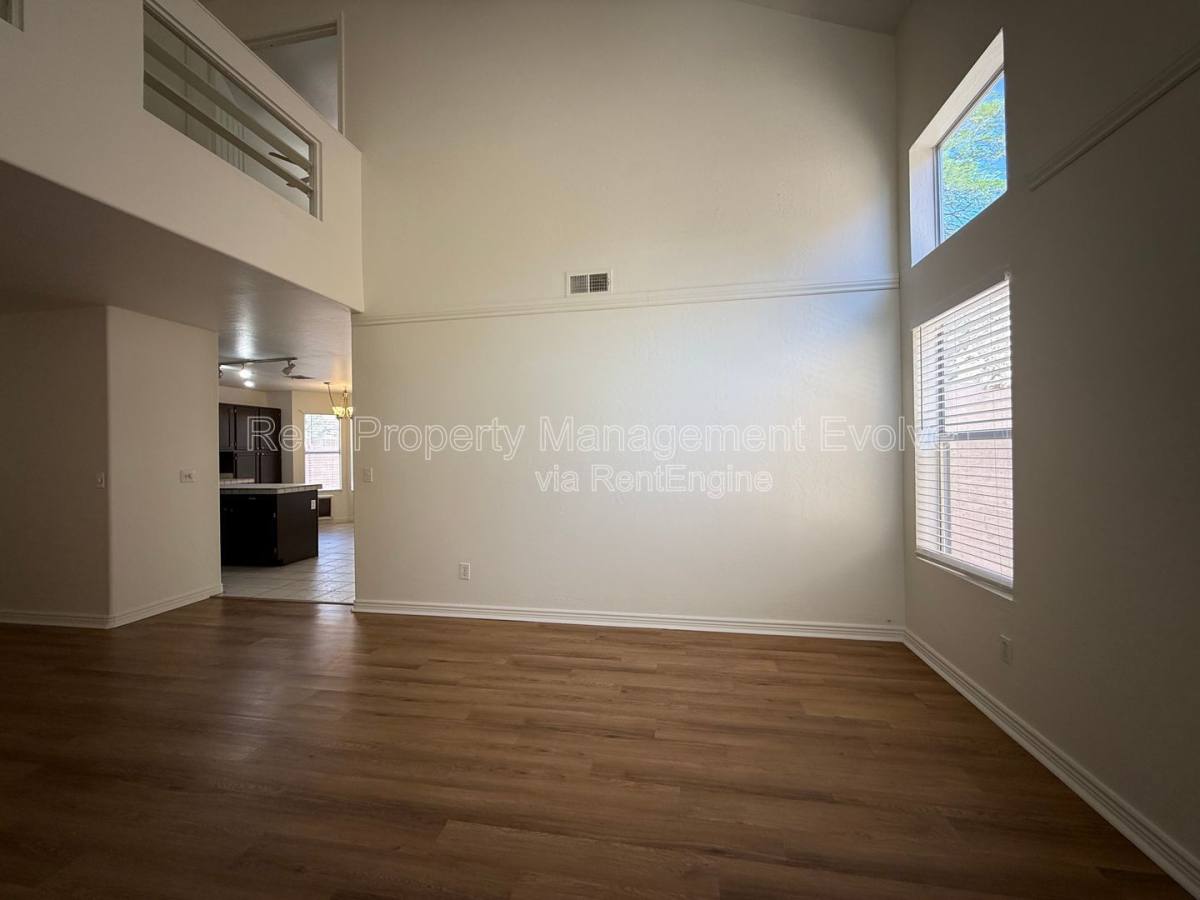 House for rent at 16838 S 20th Place, Phoenix, AZ 85048