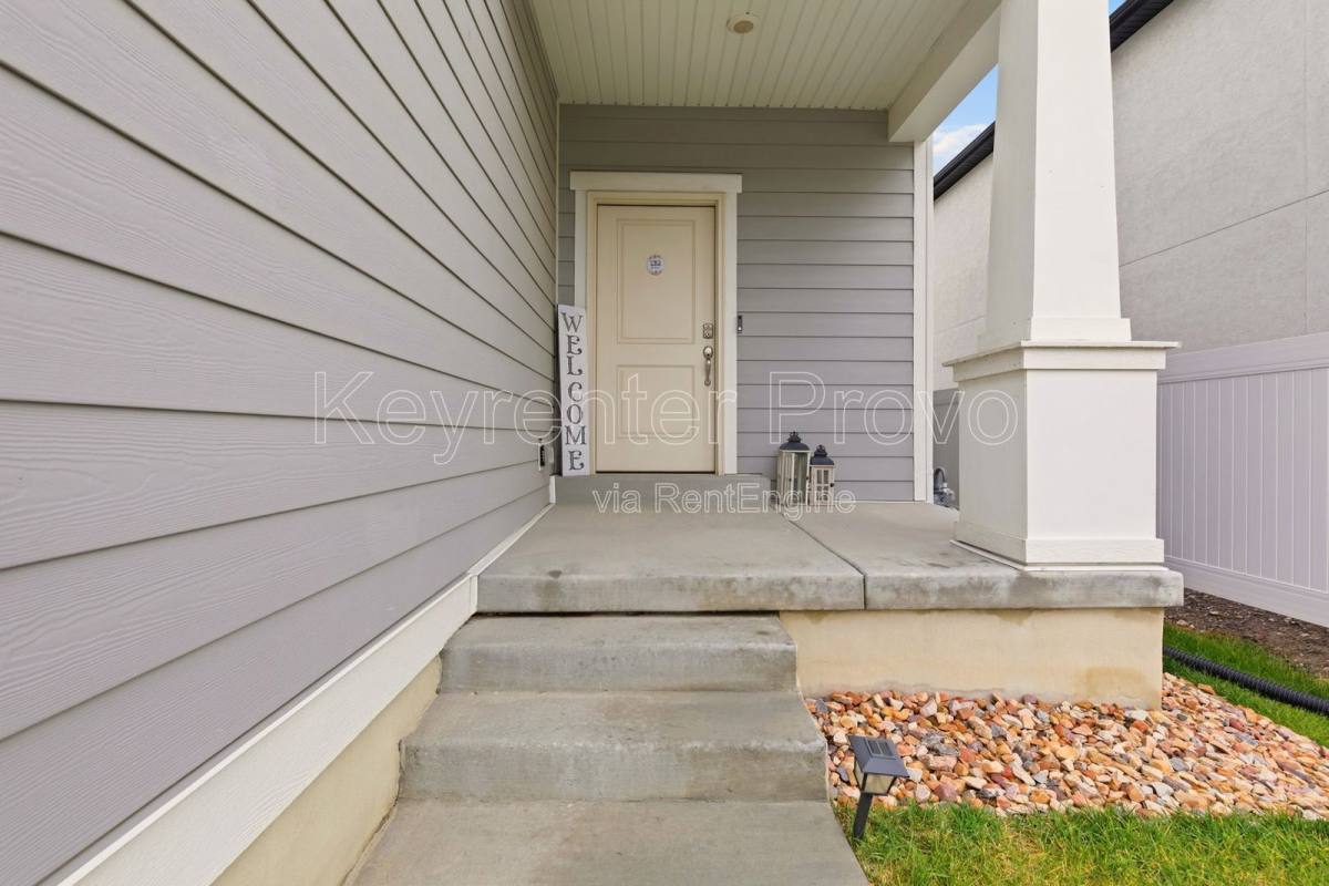 House for rent at 522 N Scuttlebutt Lane, Lehi, UT 84043