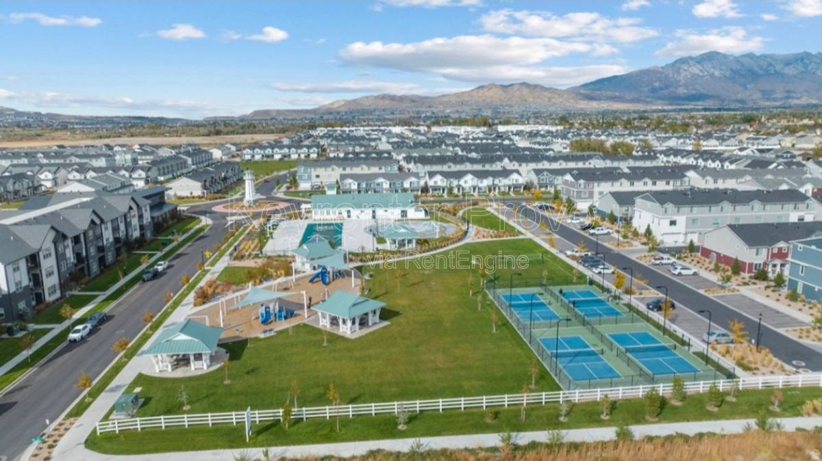 House for rent at 522 N Scuttlebutt Lane, Lehi, UT 84043