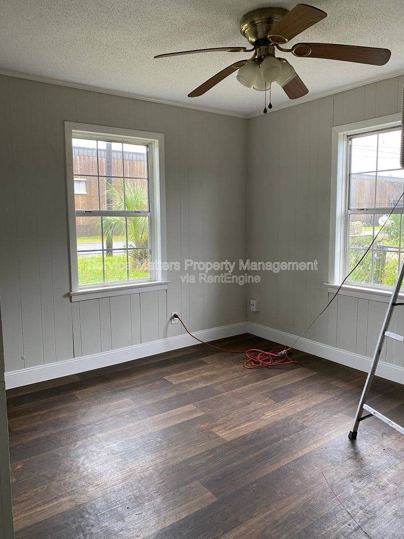 House for rent at 3213 N Guillemard St, Pensacola, FL 32503