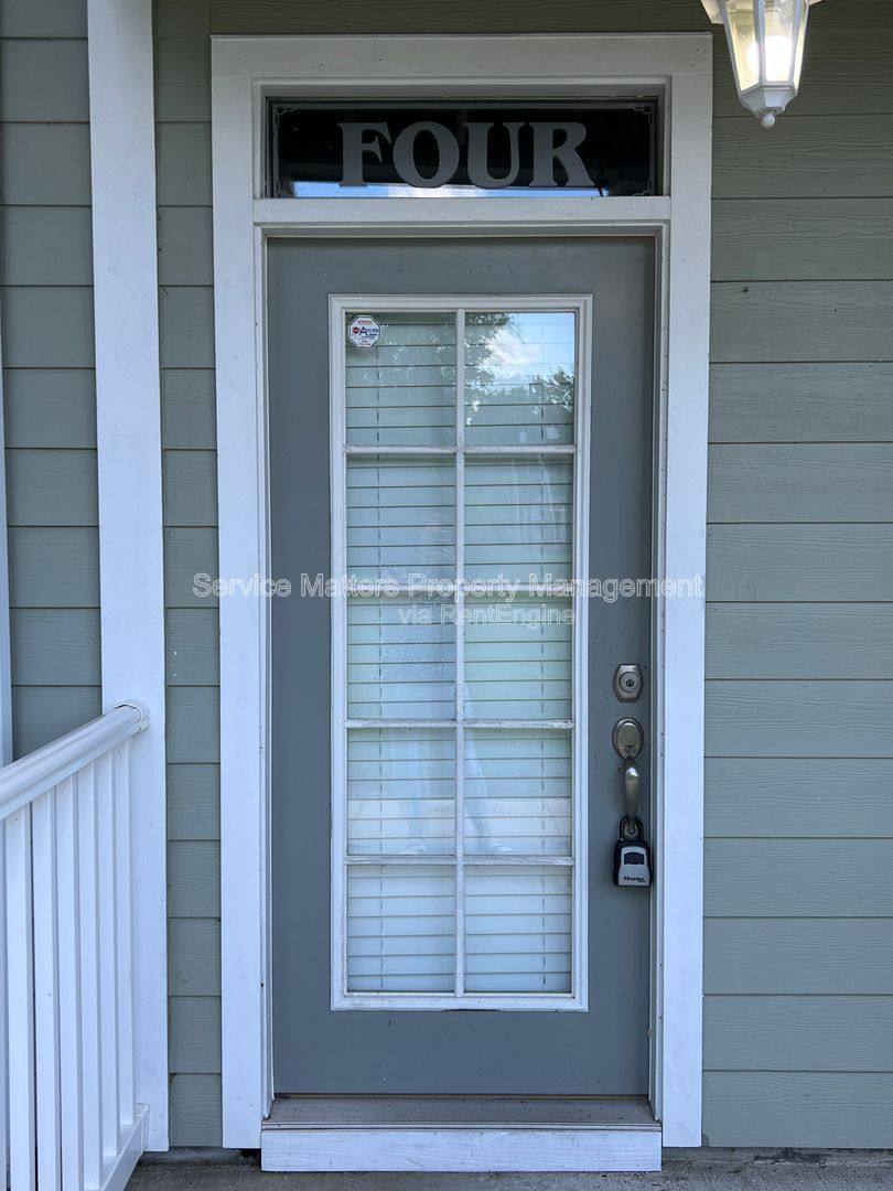 Condo for rent at 306 E De Soto St #4, Pensacola, FL 32501