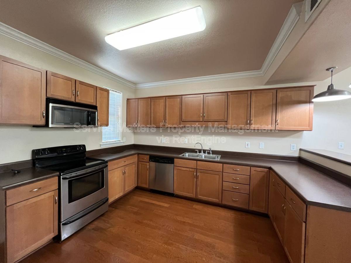 Condo for rent at 306 E De Soto St #4, Pensacola, FL 32501