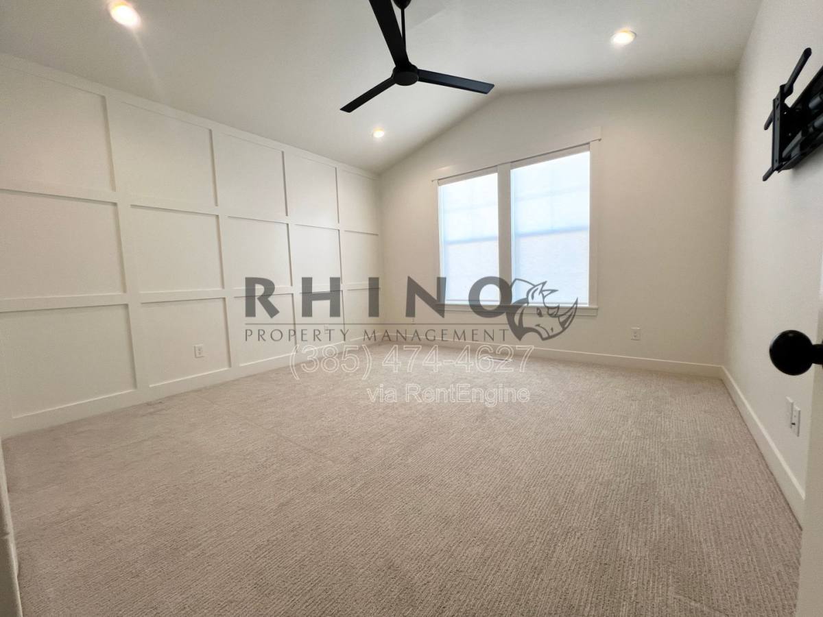House for rent at 4727 Taylors View Lane, Salt Lake City, UT 84123