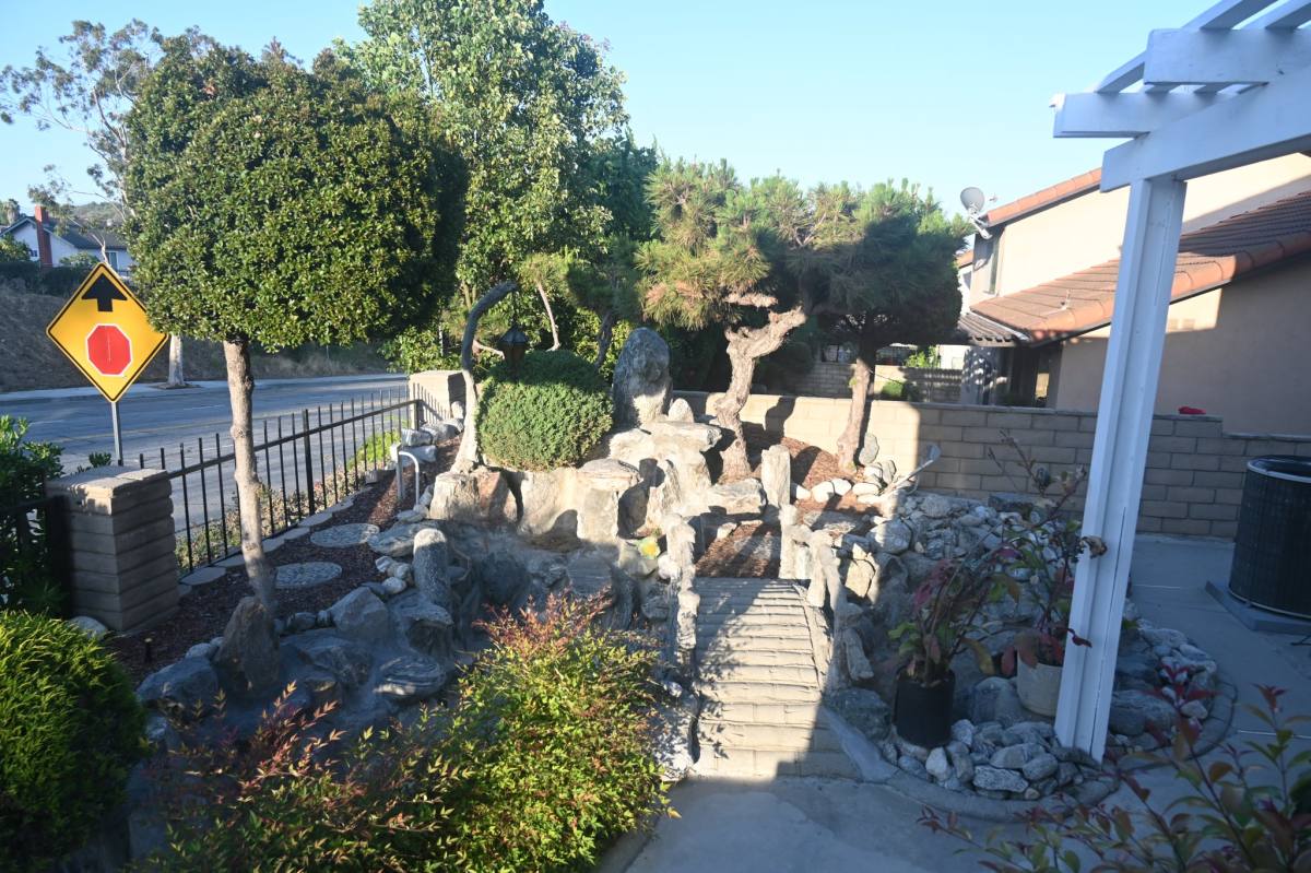 House for rent at 920 W Adams Ave, Montebello, CA 90640