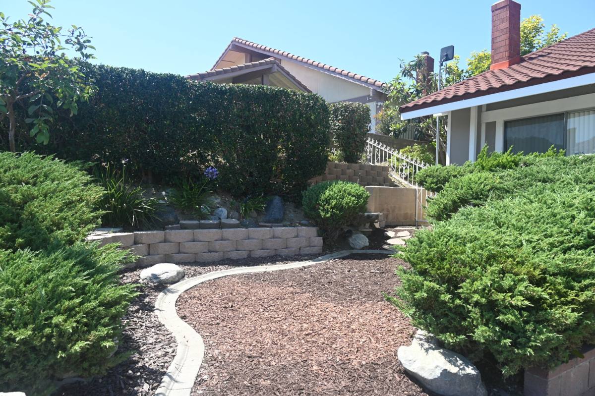 House for rent at 920 W Adams Ave, Montebello, CA 90640