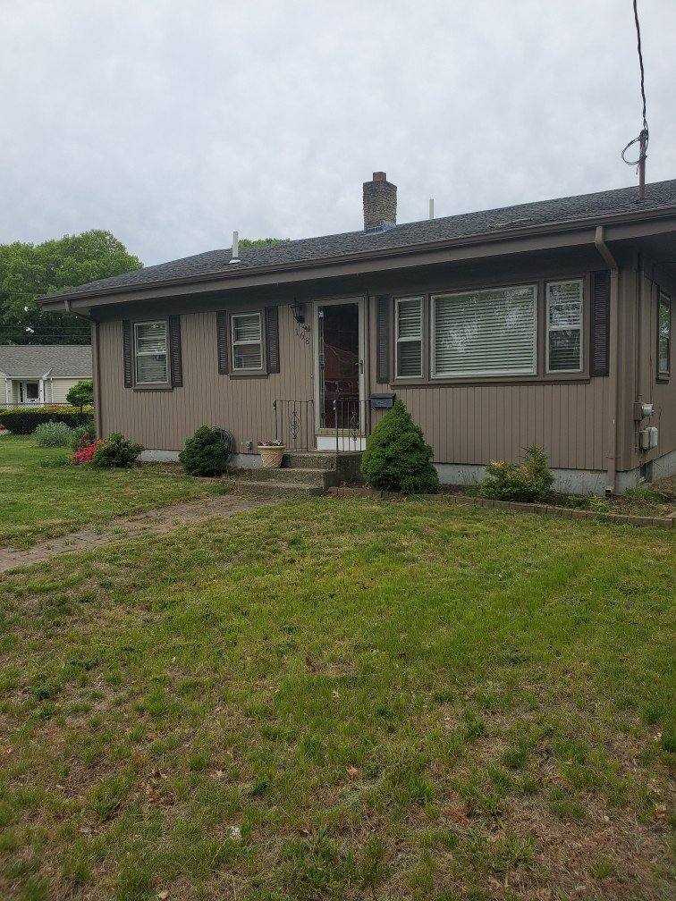 House for rent at 168 Main Ave, Warwick, RI 02886