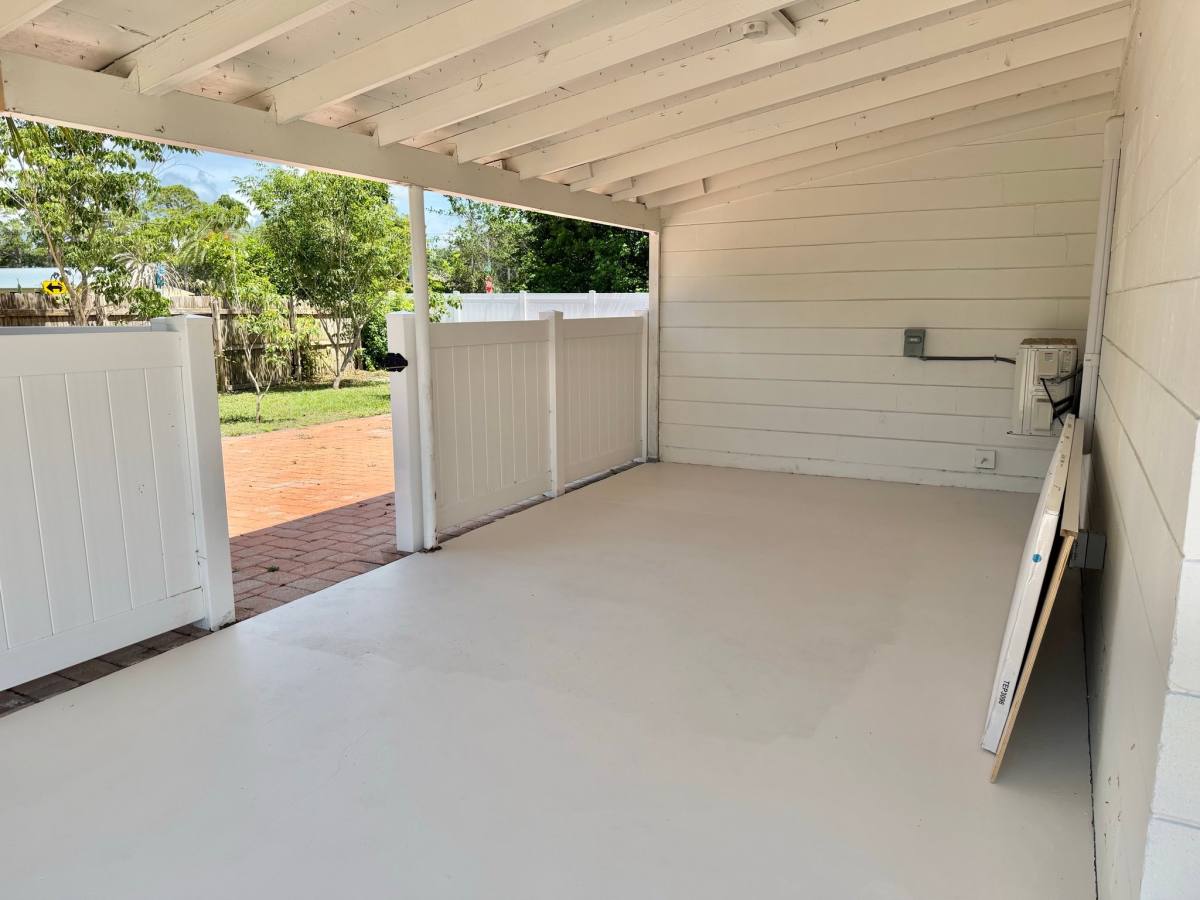 House for rent at 2624 2nd St SW, Vero Beach, FL 32962
