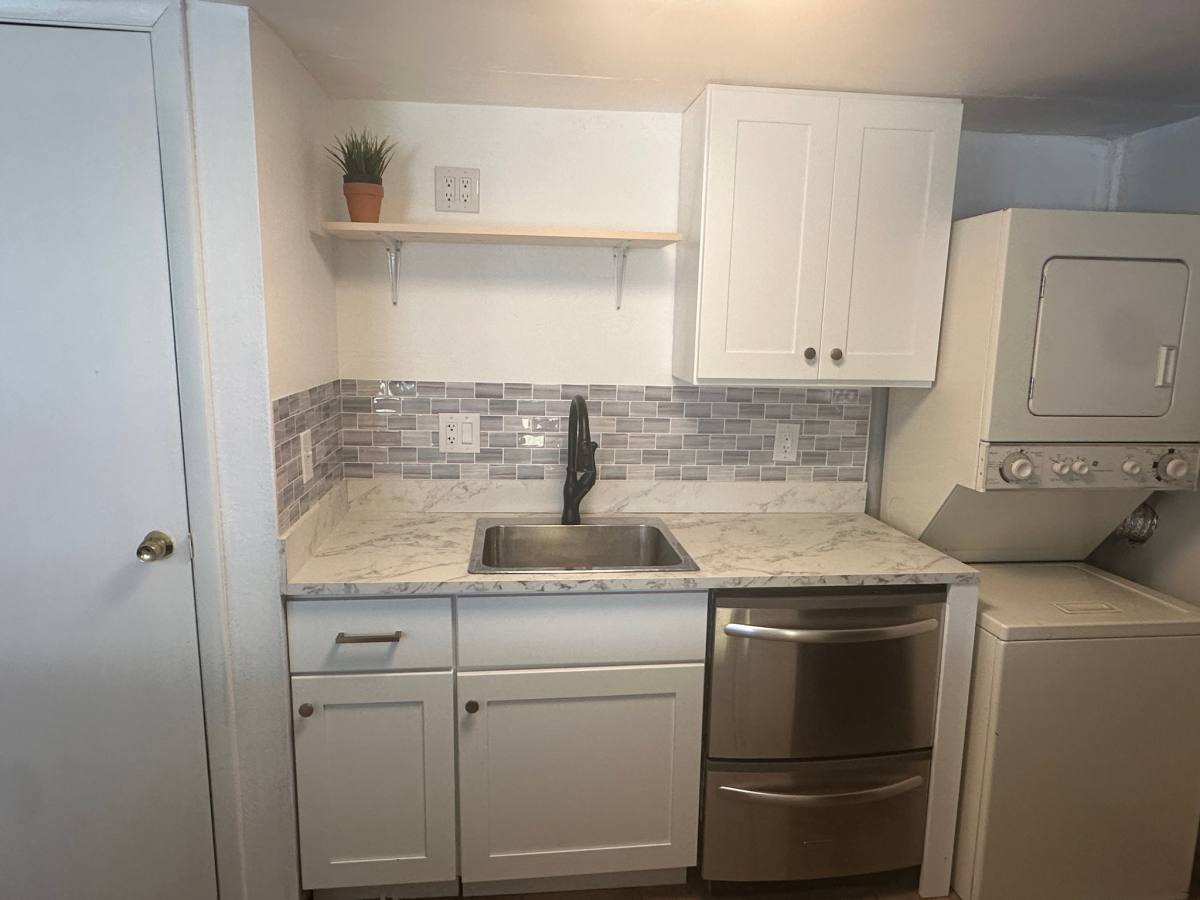 Apartment for rent at 1428 Lorilyn Ave #3, Las Vegas, NV 89119