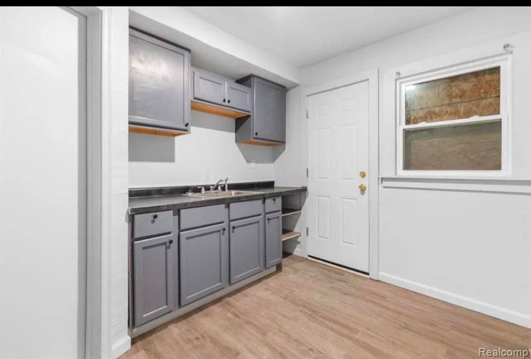 Apartment for rent at 12165 Kelly Rd, Detroit, MI 48224