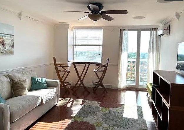 Apartment for rent at 4015 Bayshore Blvd #8D, Tampa, FL 33611