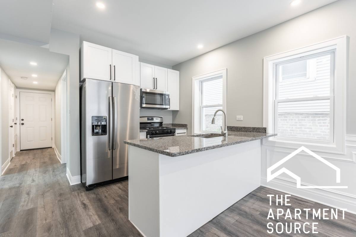 Apartment for rent at 1923 N Pulaski Rd #G, Chicago, IL 60639