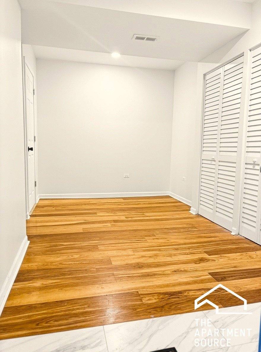 Apartment for rent at 1638 W 18th Place #1R, Chicago, IL 60608
