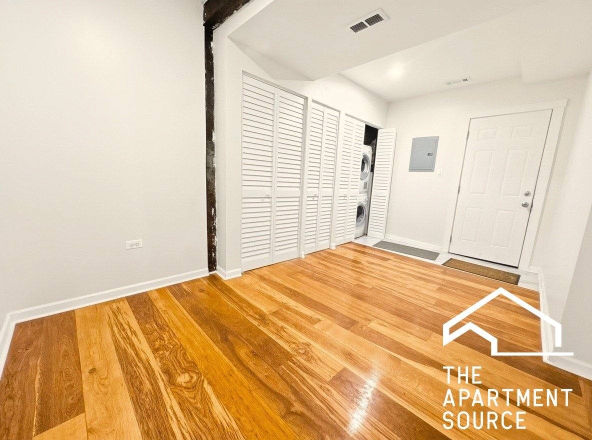 Apartment for rent at 1638 W 18th Place #1R, Chicago, IL 60608