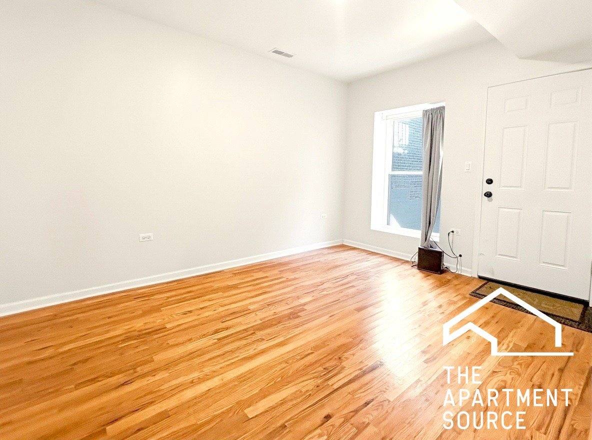 Apartment for rent at 1638 W 18th Place #1R, Chicago, IL 60608