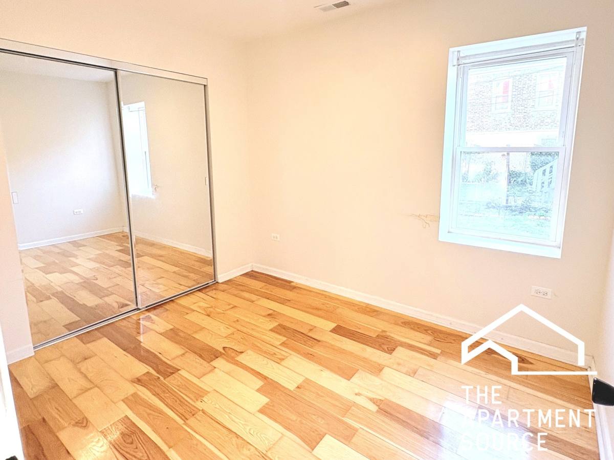 Apartment for rent at 1638 W 18th Place #1R, Chicago, IL 60608