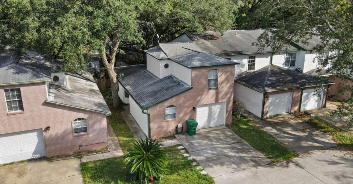 Townhouse for rent at 1810 Hurlburt Rd #6, Fort Walton Beach, FL 32547