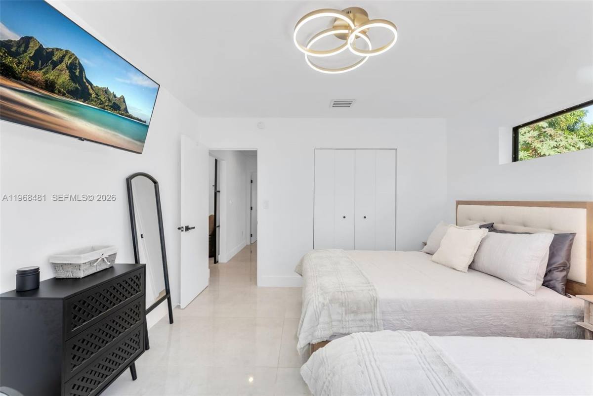 House for rent at 231 NE 45th St, Miami, FL 33137