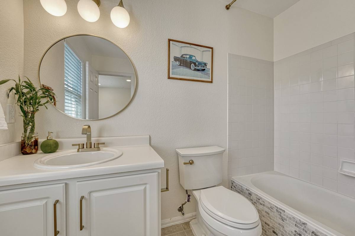 Townhouse for rent at 1337 S Danube Court #103, Aurora, CO 80017