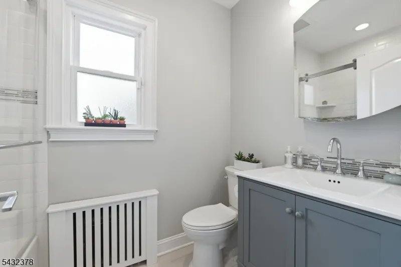 House for rent at 59 Wallace St #WHOLE, Belleville, NJ 07109