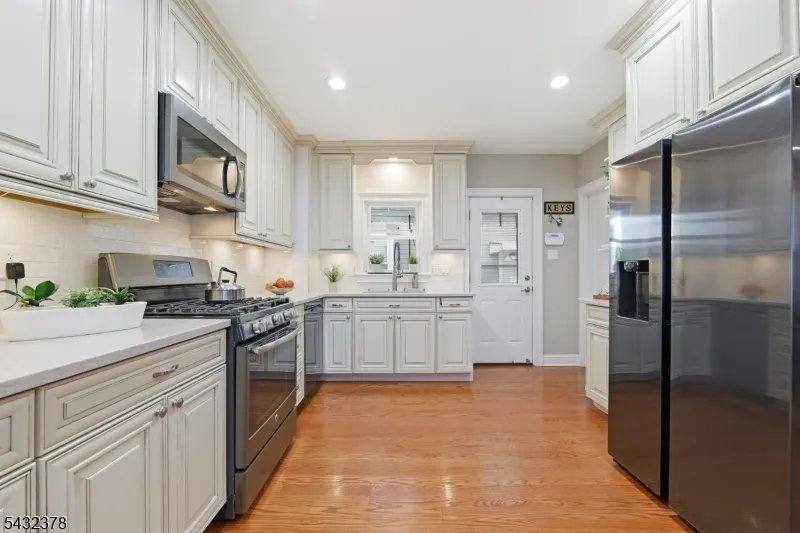 House for rent at 59 Wallace St #WHOLE, Belleville, NJ 07109