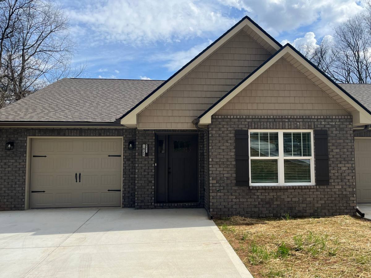 Townhouse for rent at 1825 Kim Watt Dr #2, Knoxville, TN 37909