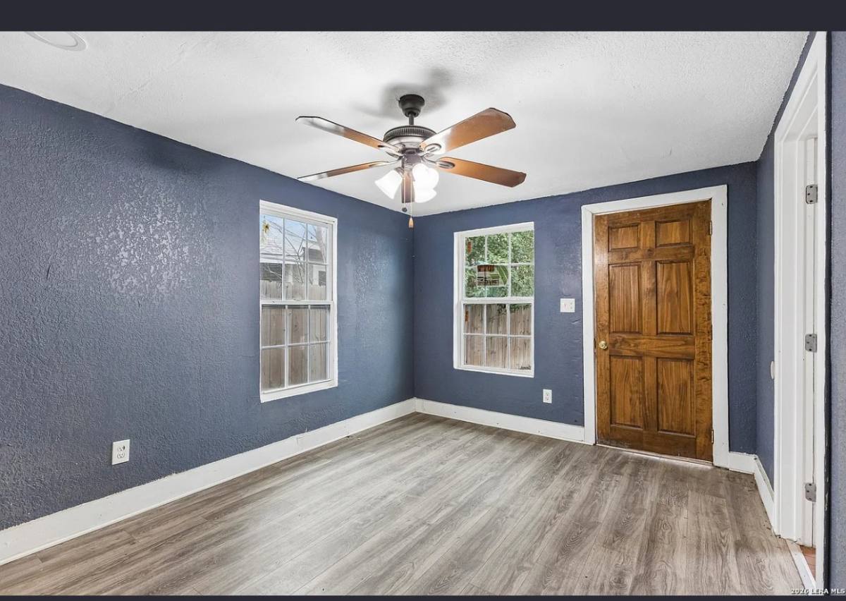 Apartment for rent at 253 Carroll St #1, San Antonio, TX 78225