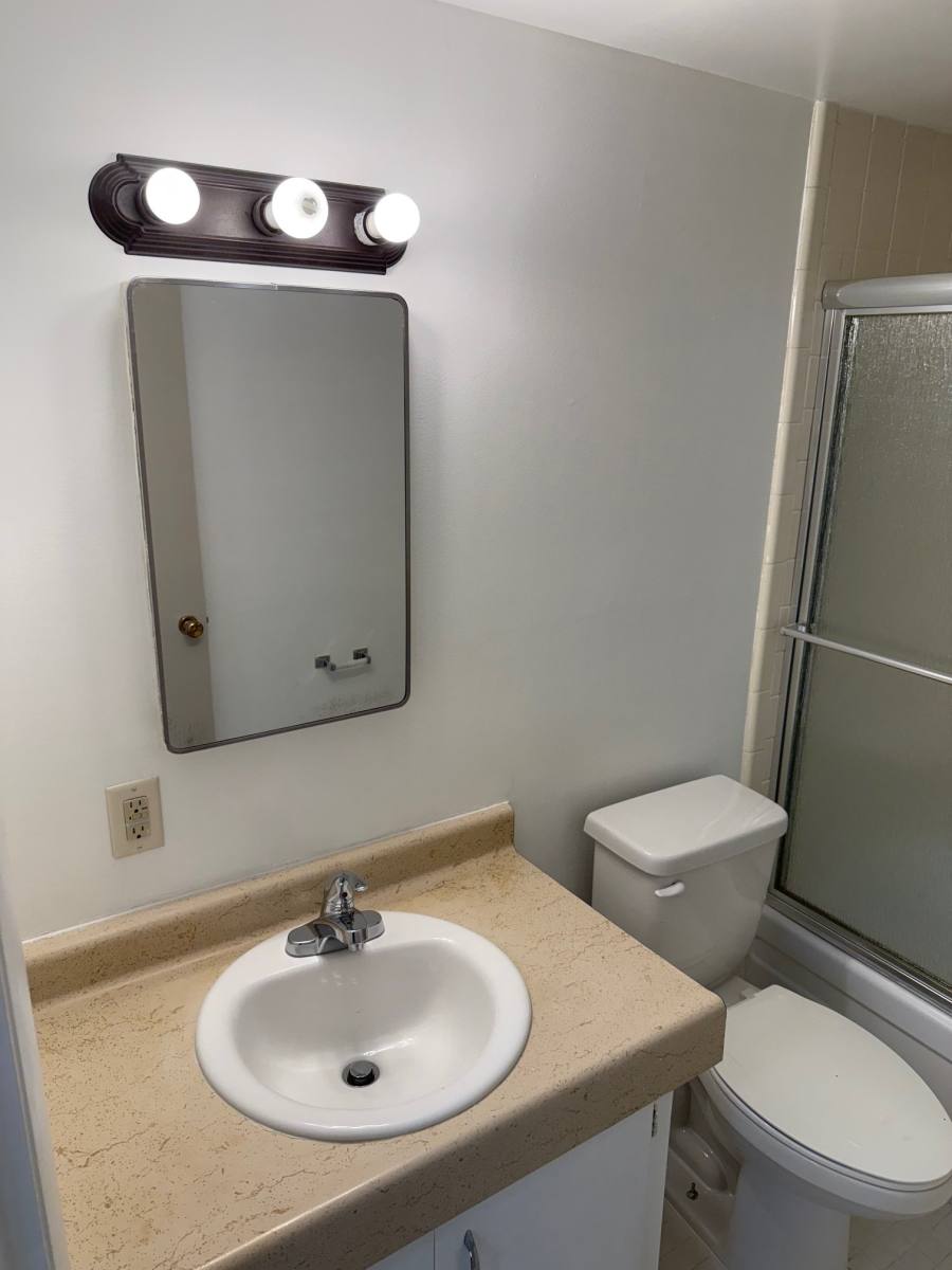 Apartment for rent at 422 S 1200 E, Salt Lake City, UT 84102