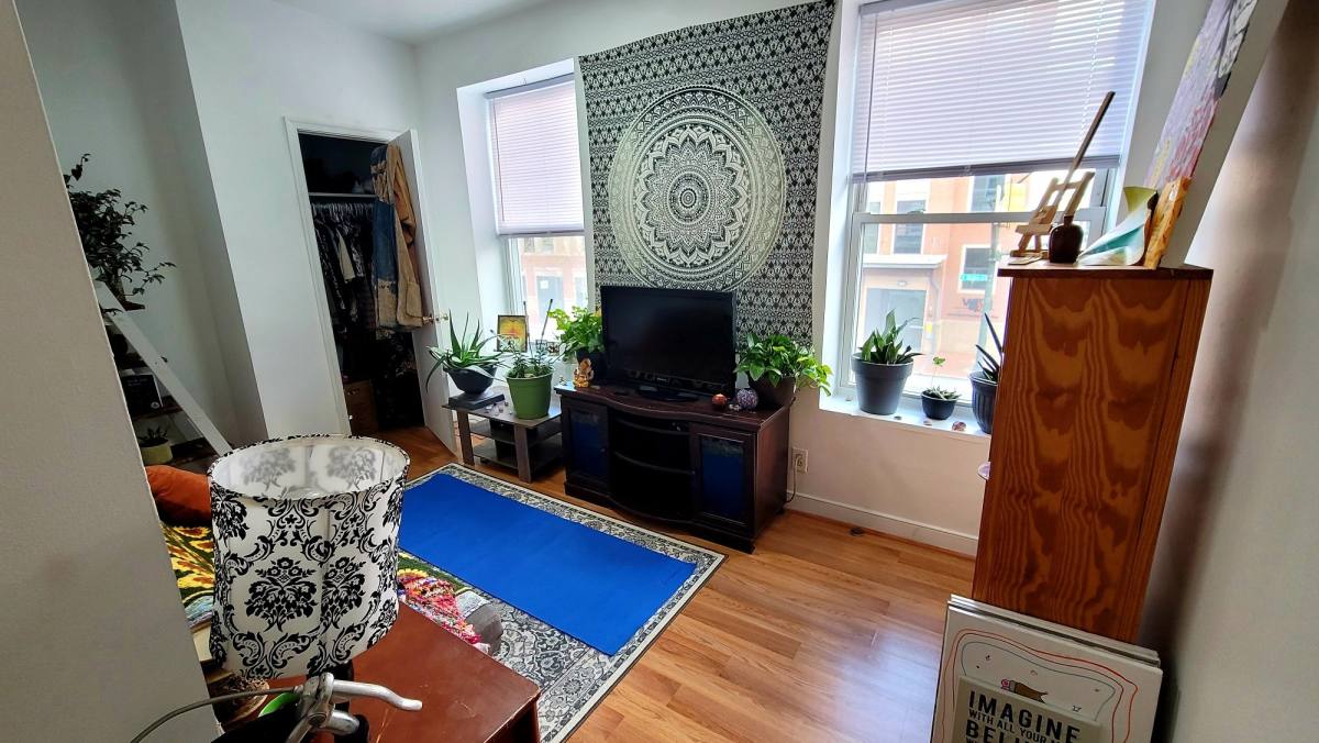 Apartment for rent at 501 W Grace St #B, Richmond, VA 23220