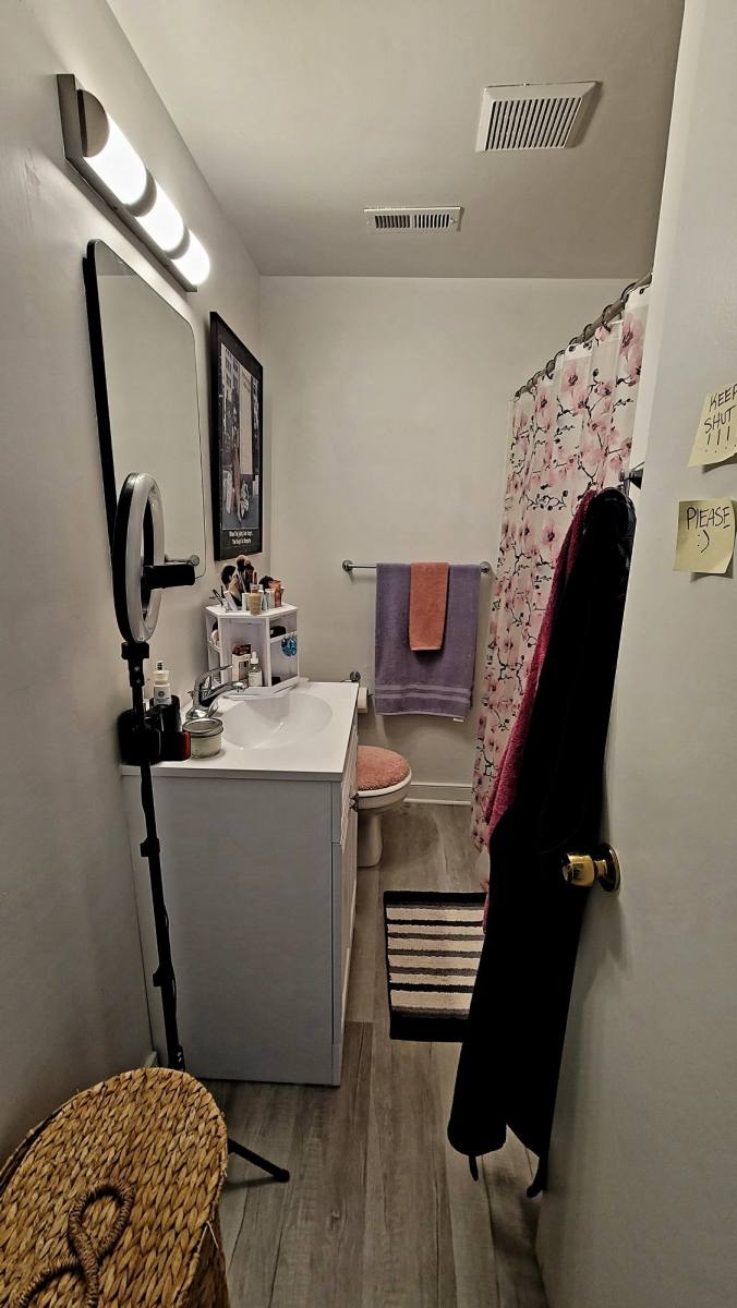 Apartment for rent at 501 W Grace St #B, Richmond, VA 23220