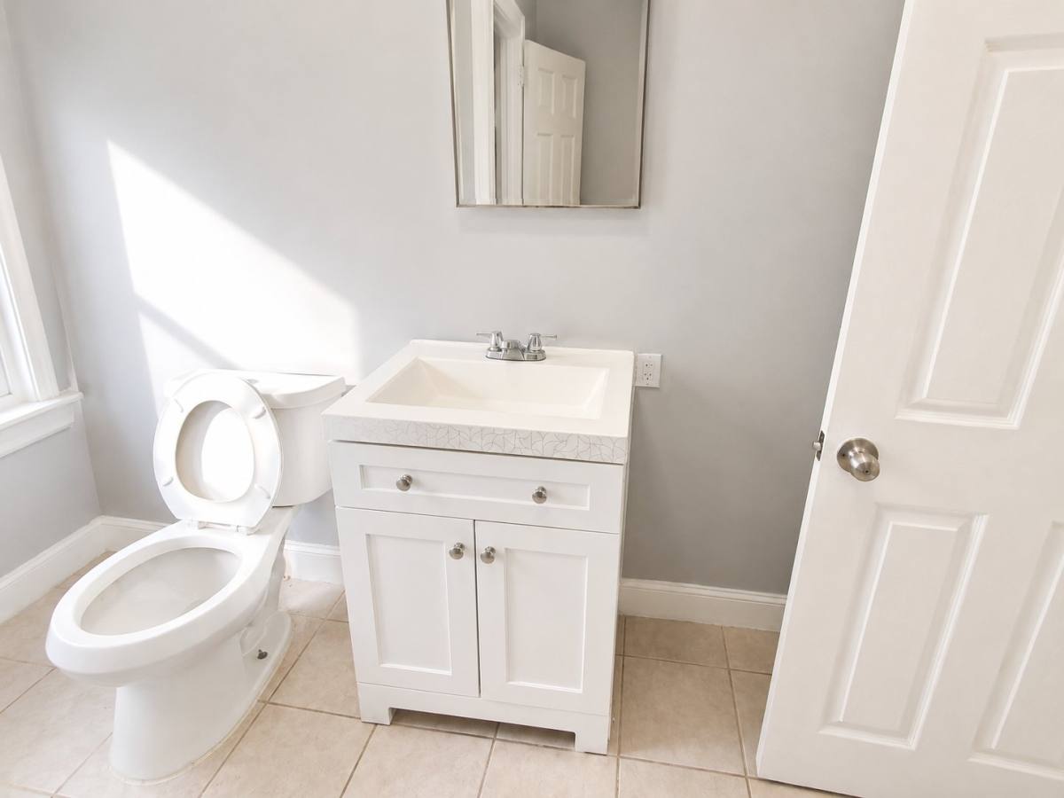 Apartment for rent at 117 4th Ave #3, East Orange, NJ 07017