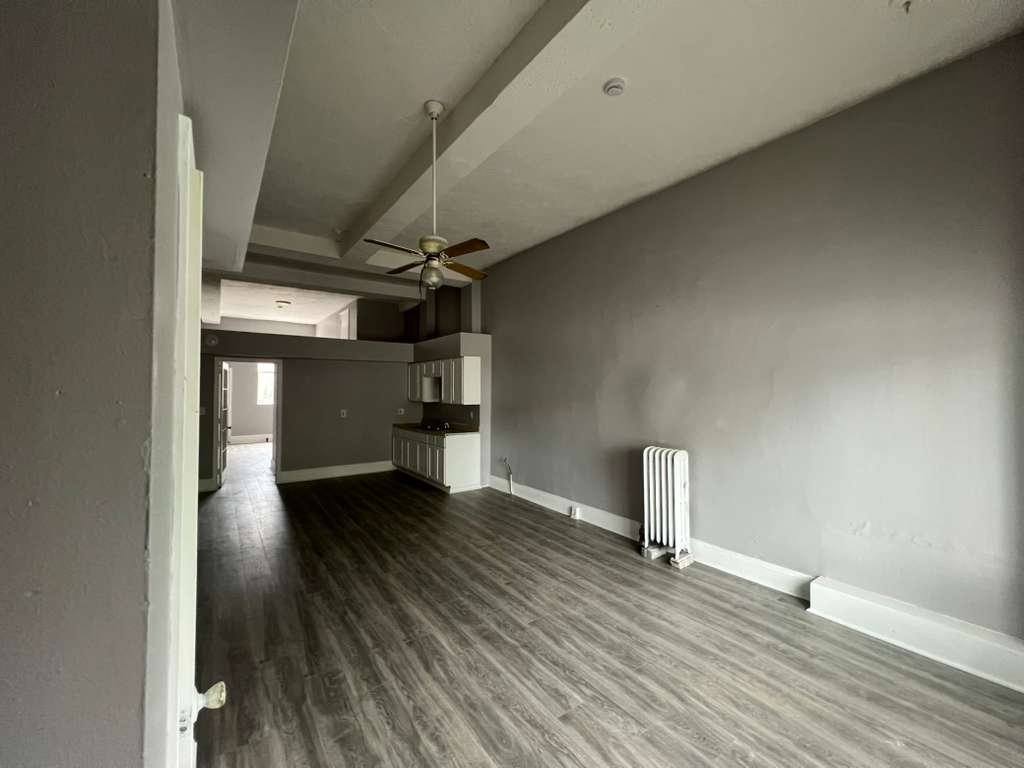 Apartment for rent at 14628 Lakeshore Blvd, Cleveland, OH 44110