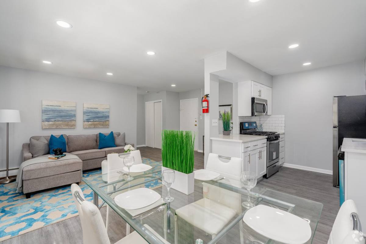 Apartment for rent at 92 Oak St #C16, Clementon, NJ 08021