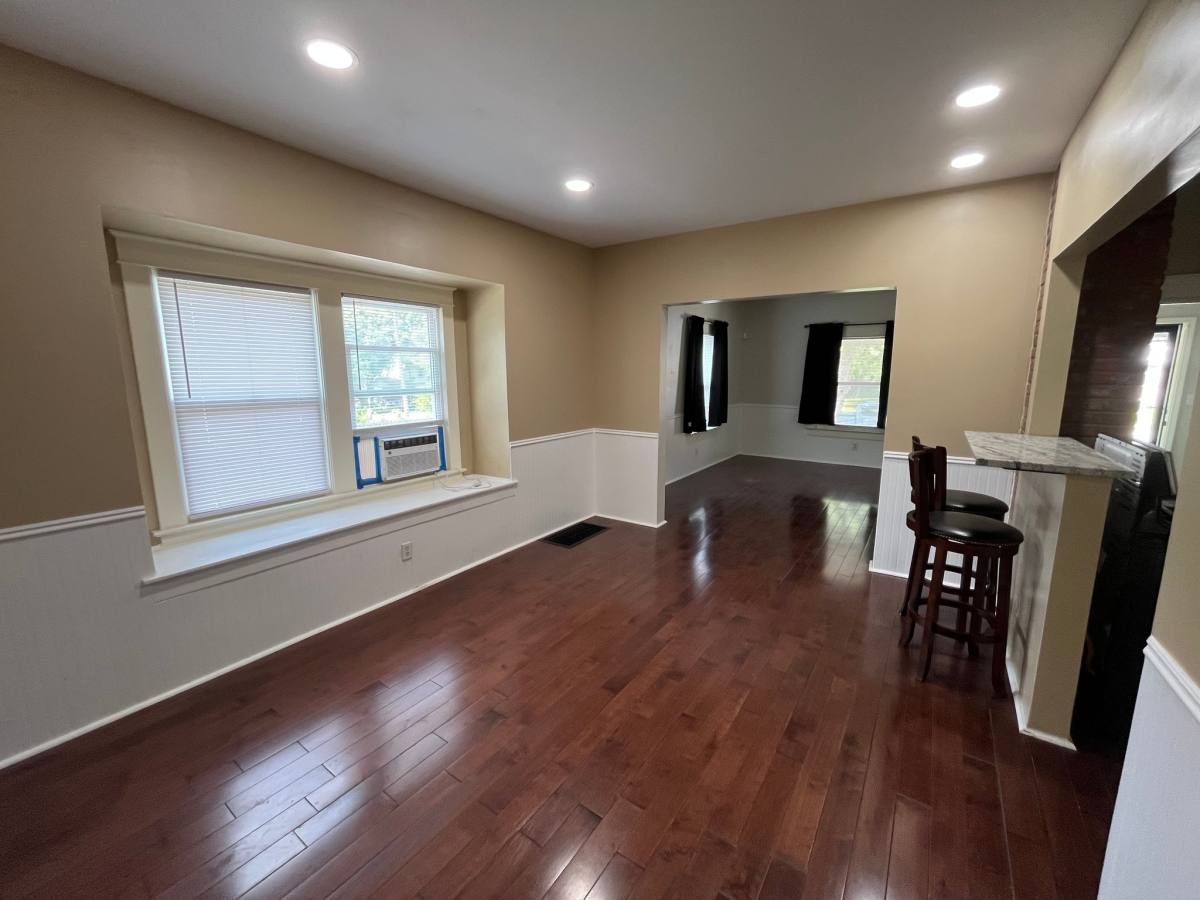 House for rent at 2613 N 11th St, Kansas City, KS 66104
