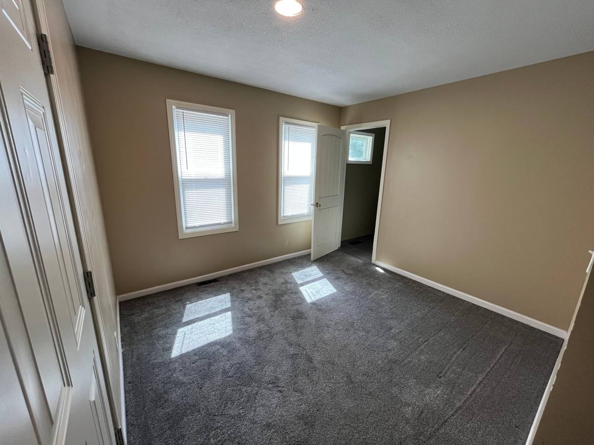 House for rent at 2613 N 11th St, Kansas City, KS 66104