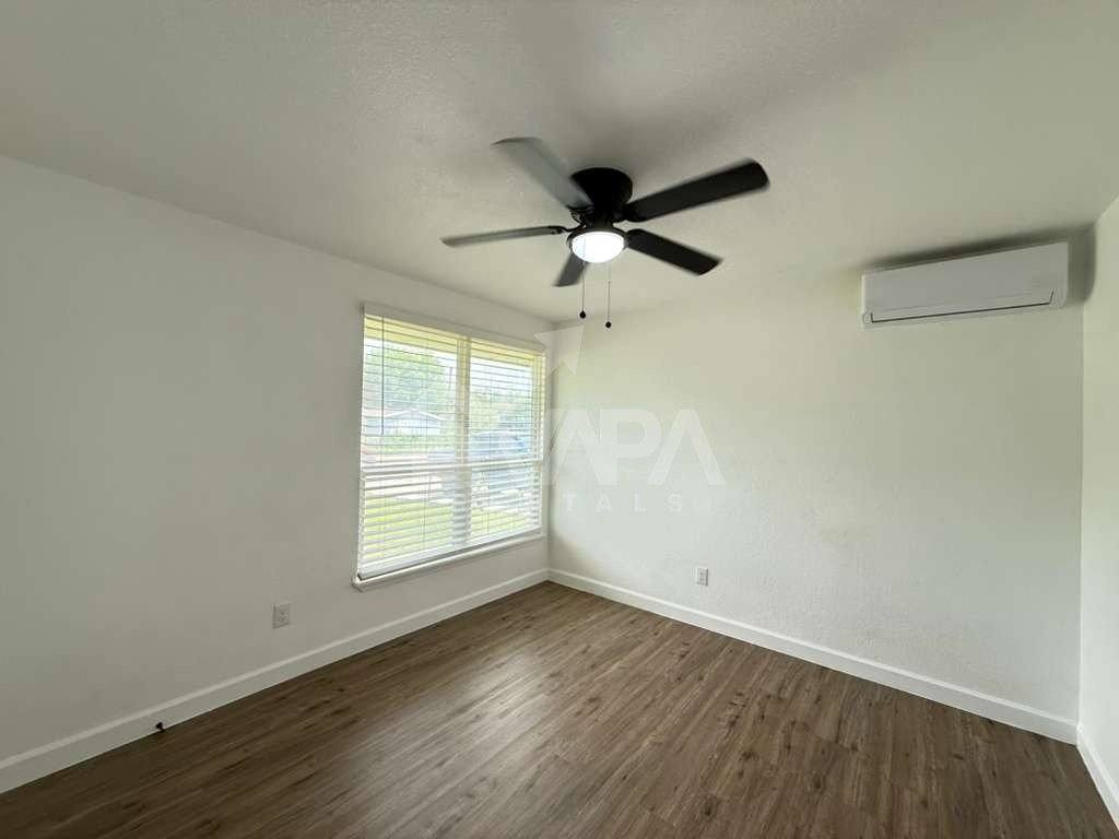 House for rent at 411 Yolanda Dr, San Antonio, TX 78228