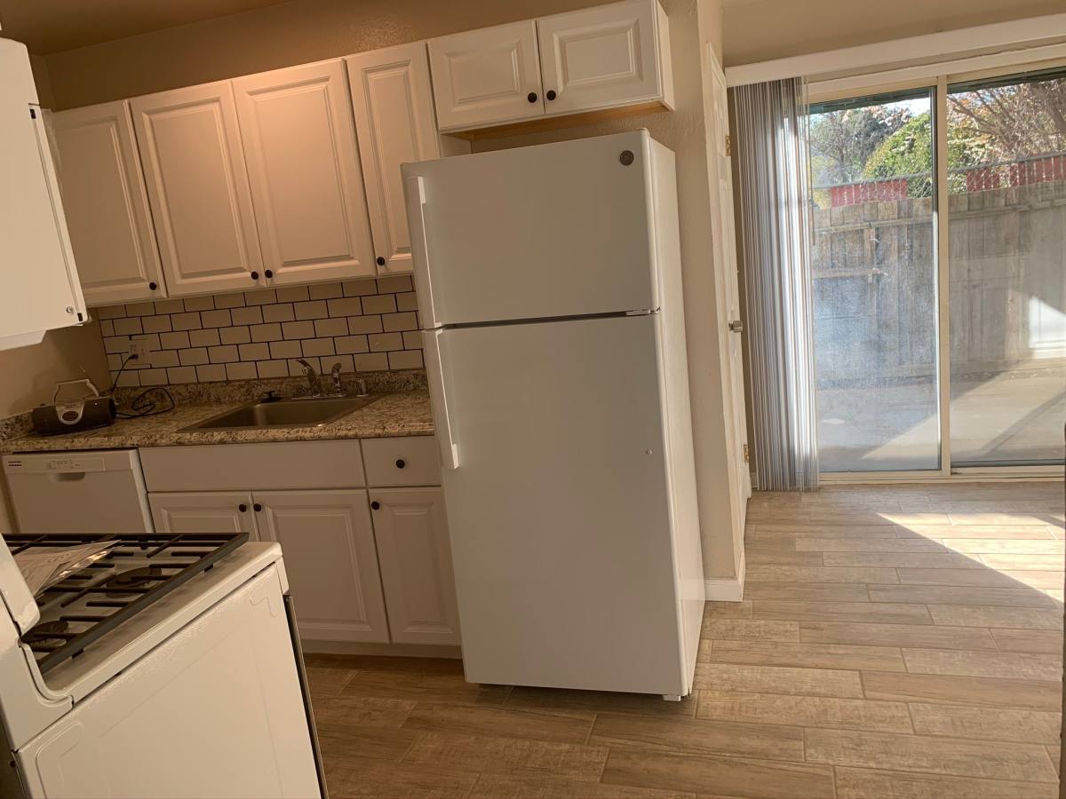 Townhouse for rent at 10281 Mills Station Rd #12, Rancho Cordova, CA 95670