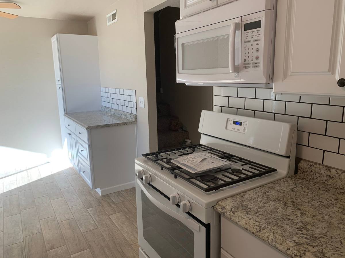 Townhouse for rent at 10281 Mills Station Rd #12, Rancho Cordova, CA 95670